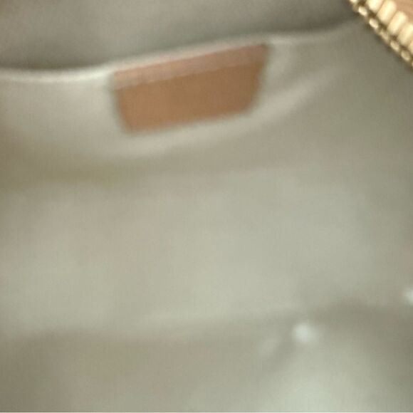 Brand new with box and dustbag Gucci camera bag - Picture 9 of 14